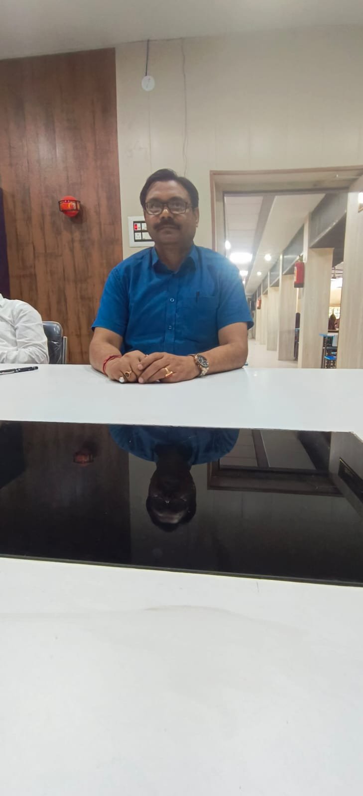 Dr. Bipin Kumar